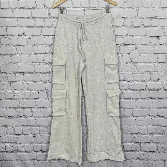 2/$50 WeWoreWhat Heather Grey Fleece Cargo Sweatpants Size XS | Cozy Style - Picture 3 of 8